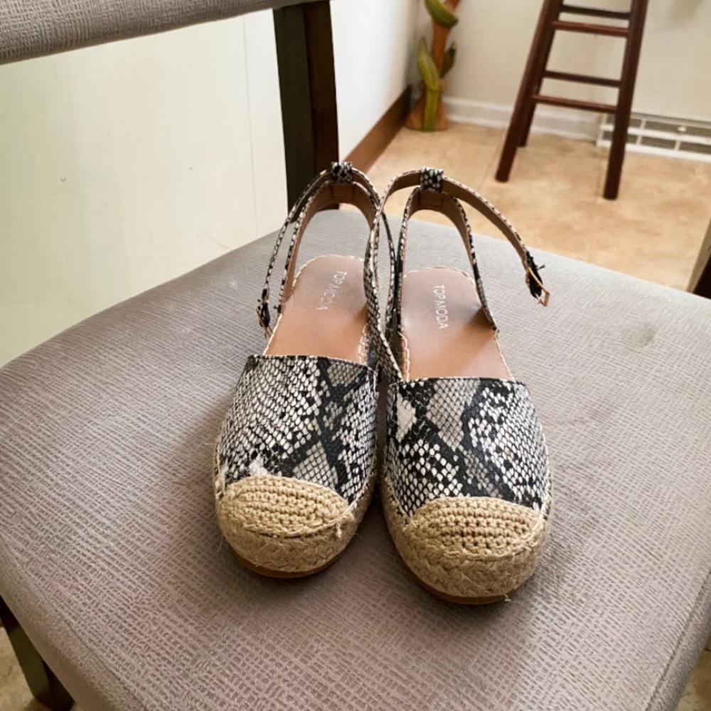Snakeskin Canvas Espadrille Ankle Strap Shoe ✨